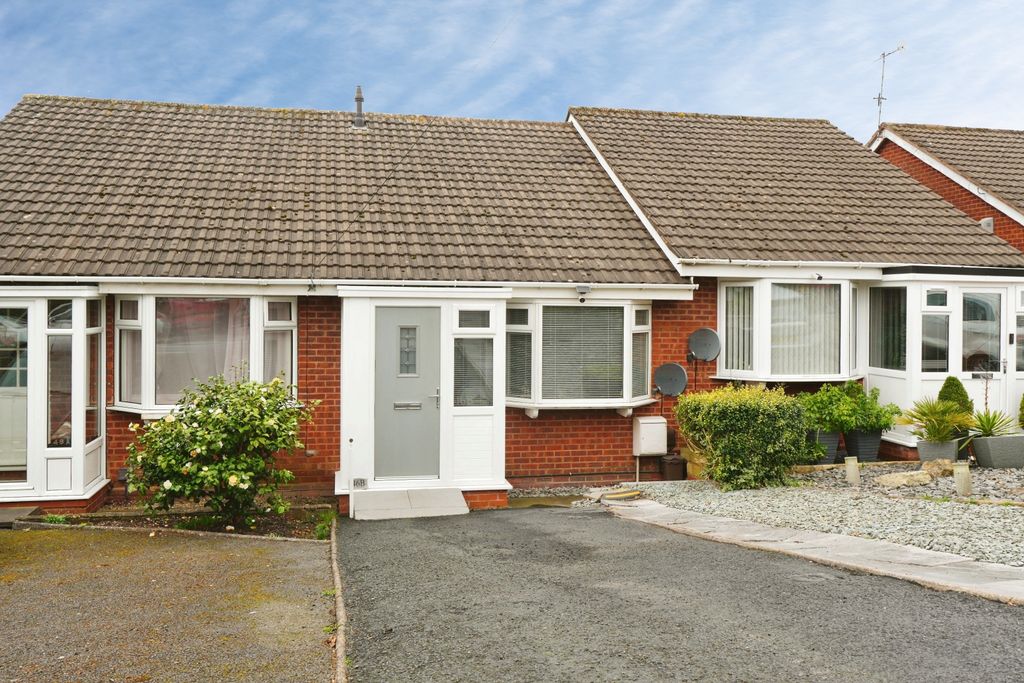 Property photo 1 of 25 Front