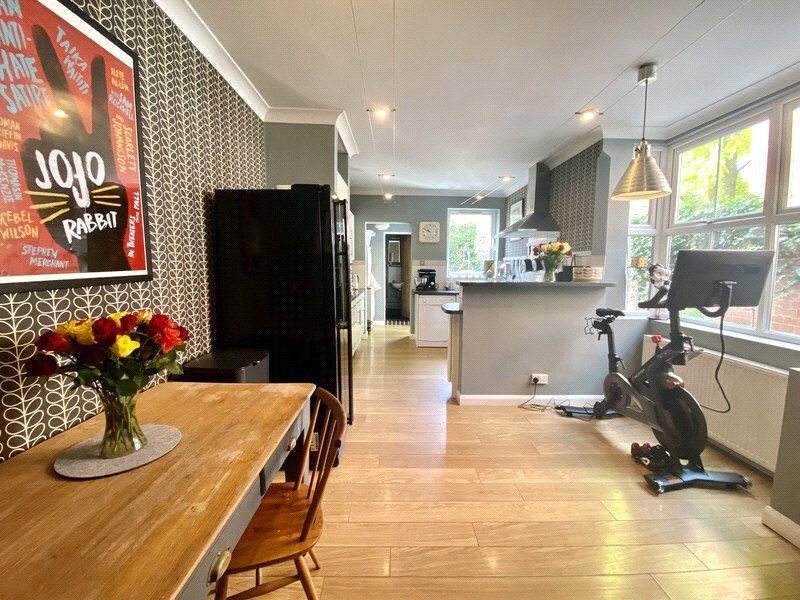 Property photo 2 of 19 Kitchen / Diner