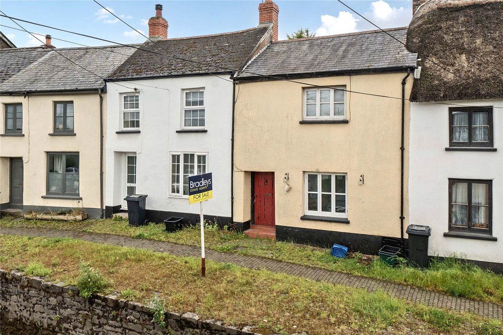 Property photo 1 of 17 1 - Picture No. 04