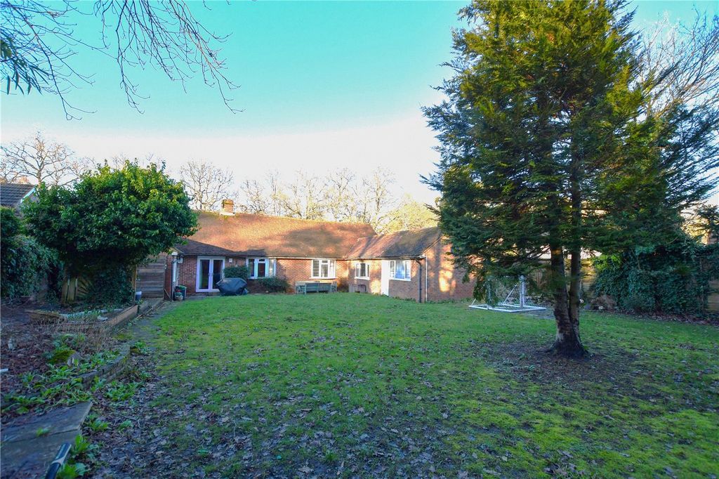 Additional image 15 of 6 bed detached house for saleNine Mile Ride, Wokingham, Berkshire RG40