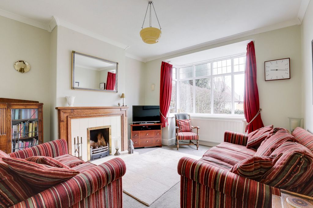 Property photo 2 of 19