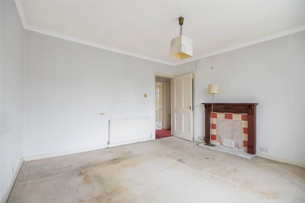 Property photo 3 of 15 Picture No. 24