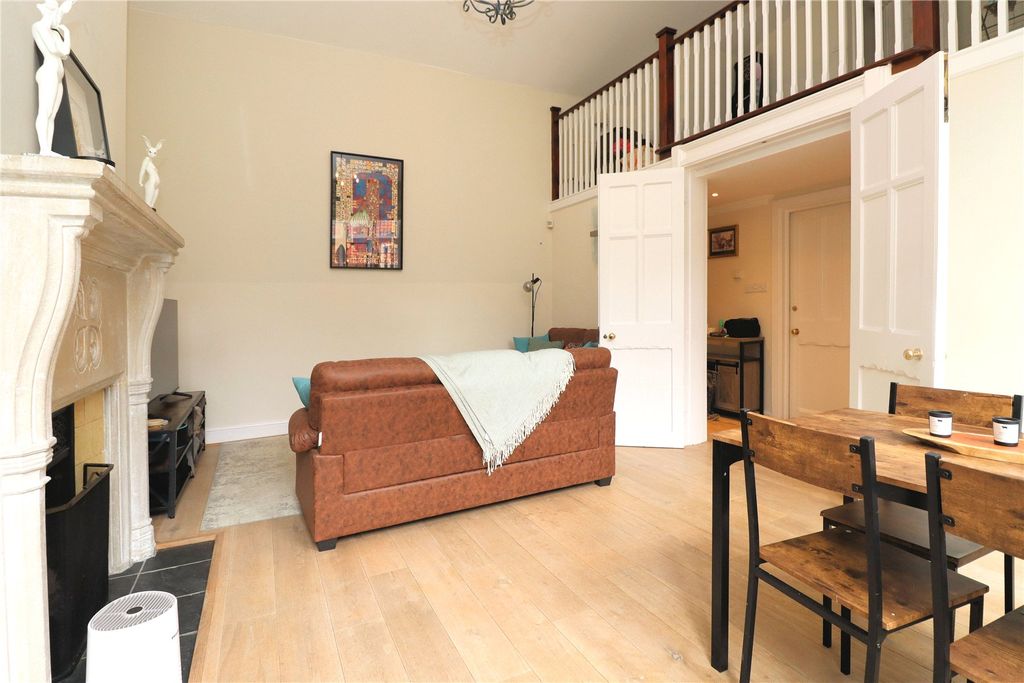 Property photo 3 of 14 Picture No. 04