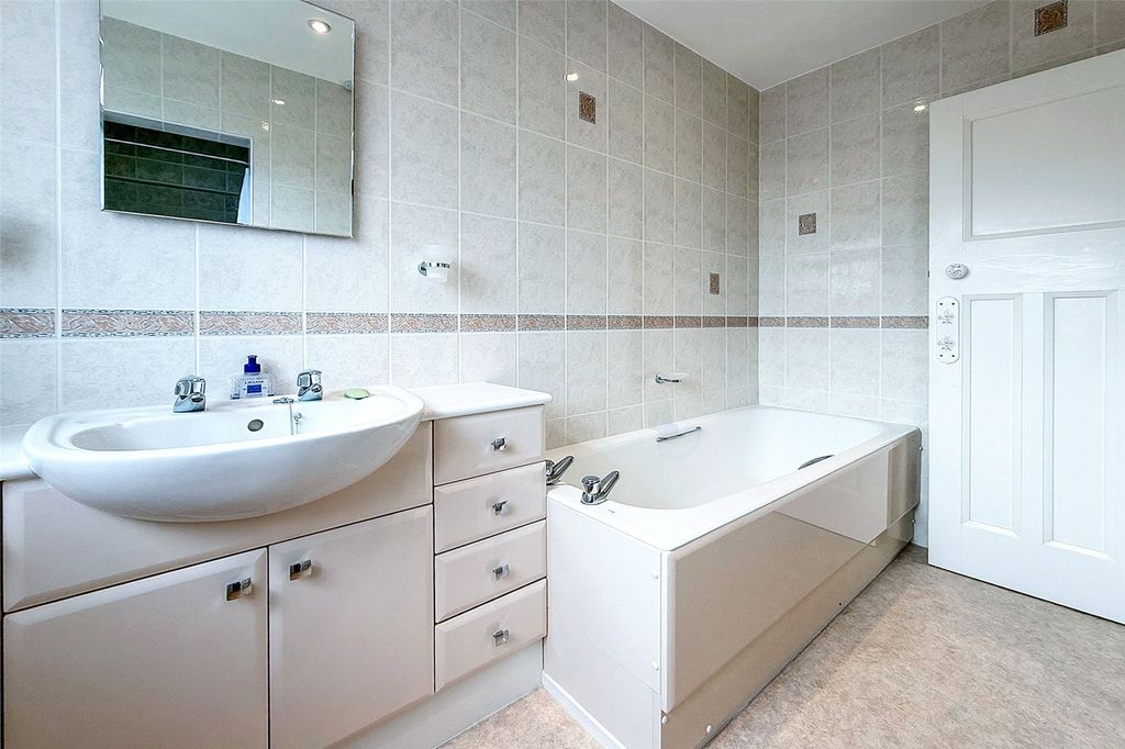 Additional image 13 of 4 bed detached house for saleChurch Street, Littlehampton, West Sussex BN17