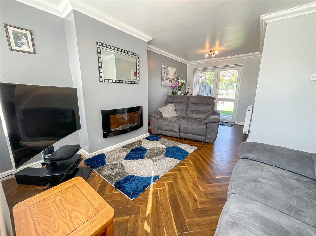 Property photo 3 of 19