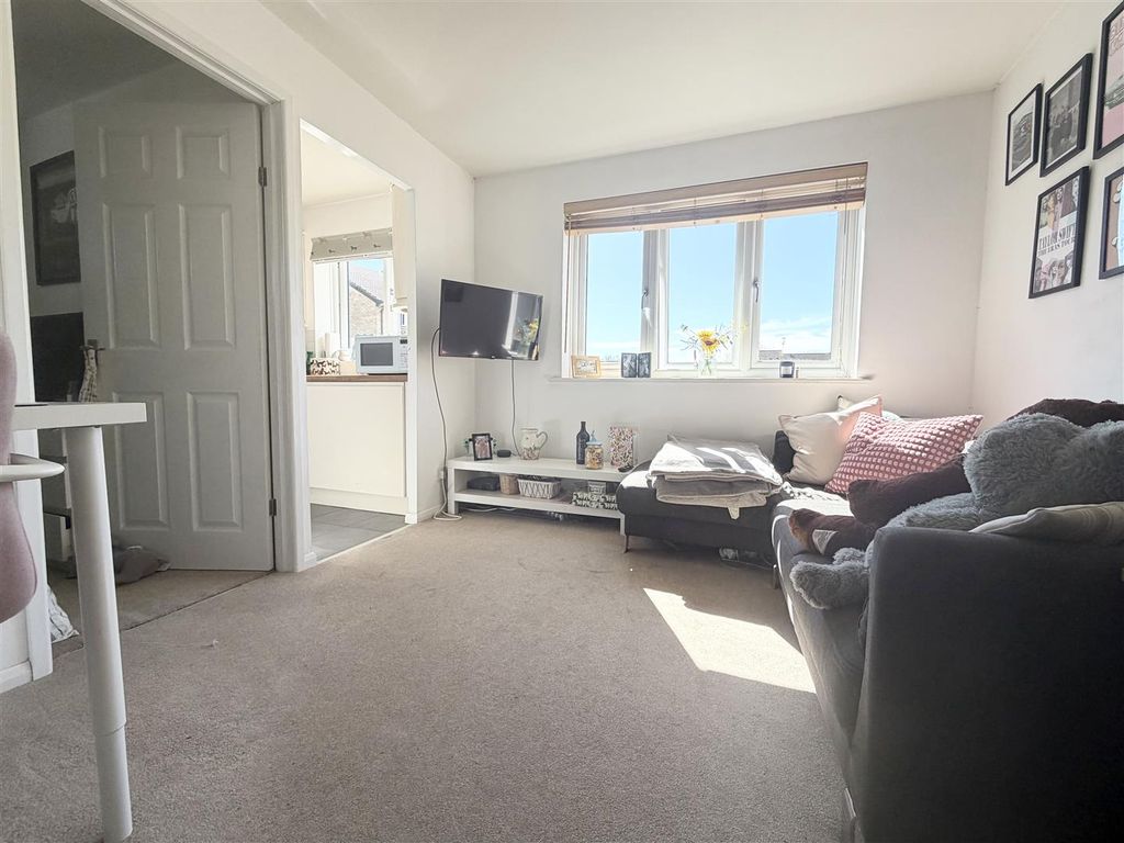 Property photo 3 of 10 Img_2131.Jpeg