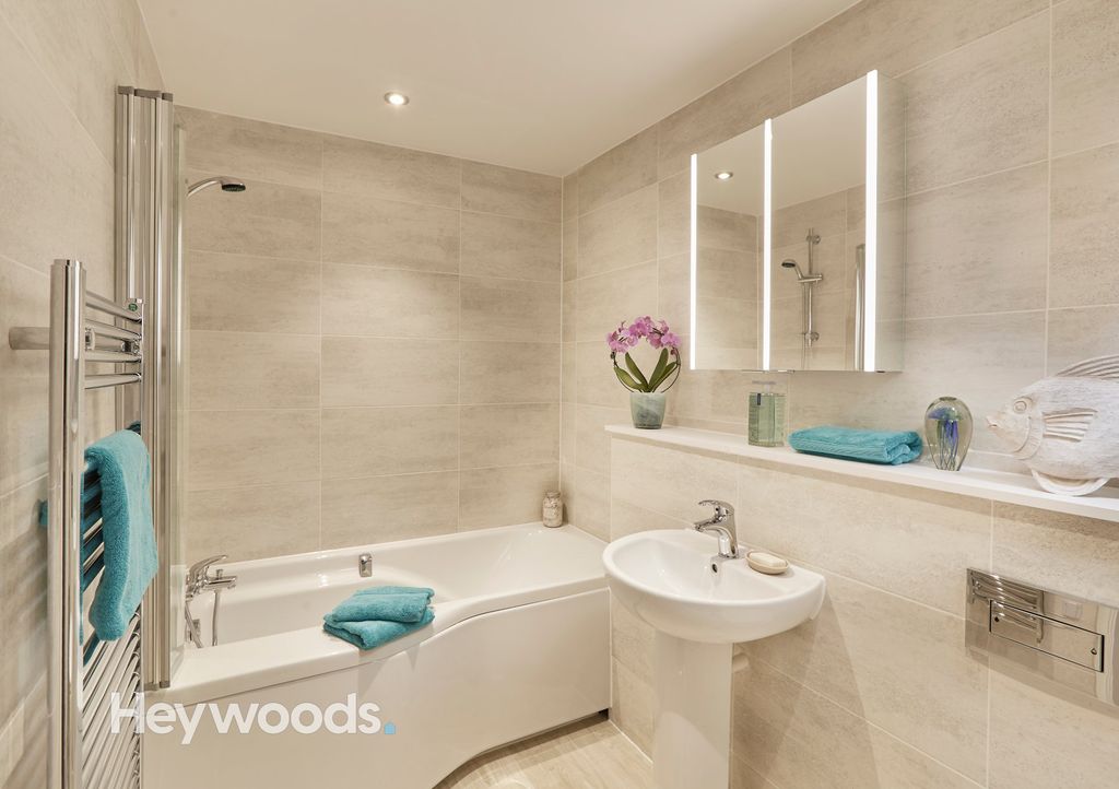 Property photo 3 of 8 Alternative Bathroom Example