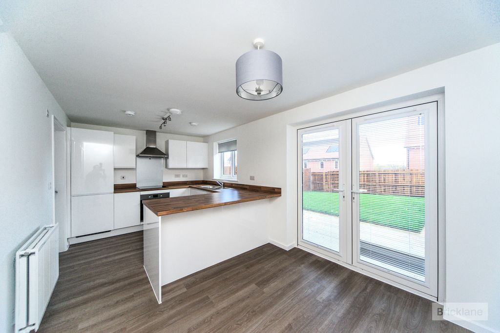 Property photo 2 of 13 Kitchen