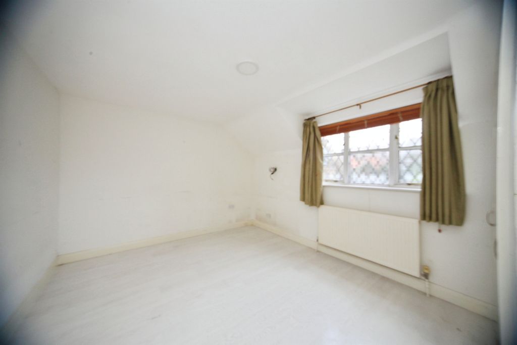 Property photo 2 of 29