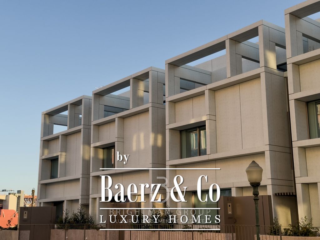 Property photo 2 of 35