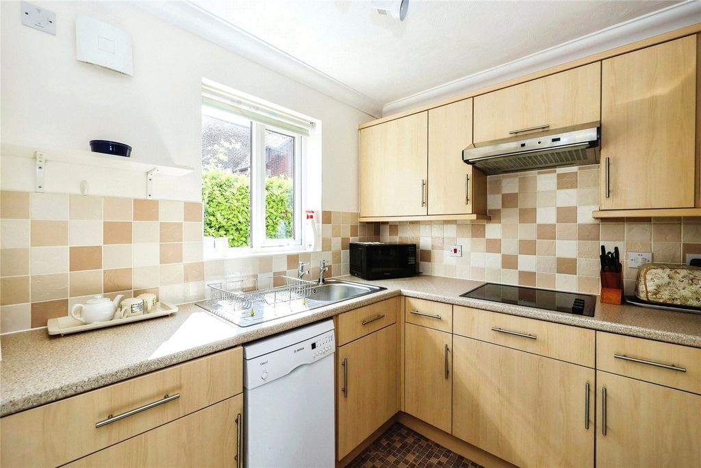 Property photo 2 of 10 Picture No. 09