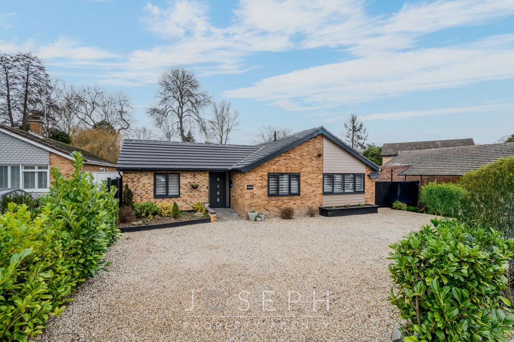 Property photo 2 of 30