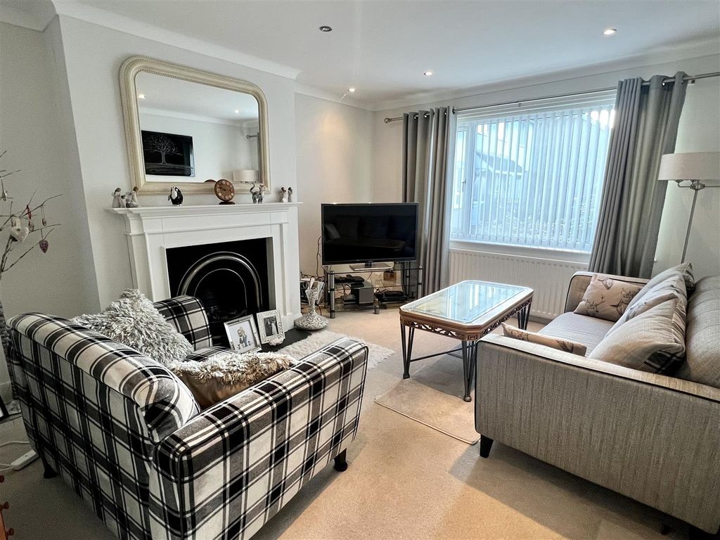 Property photo 2 of 17 Image00009.Jpeg