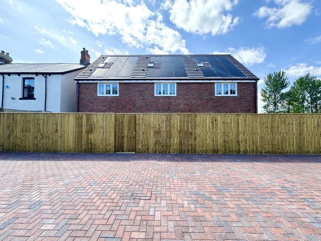 Property photo 2 of 25 1234