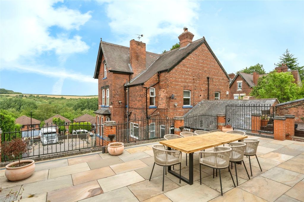 Property photo 1 of 41 Picture No. 49