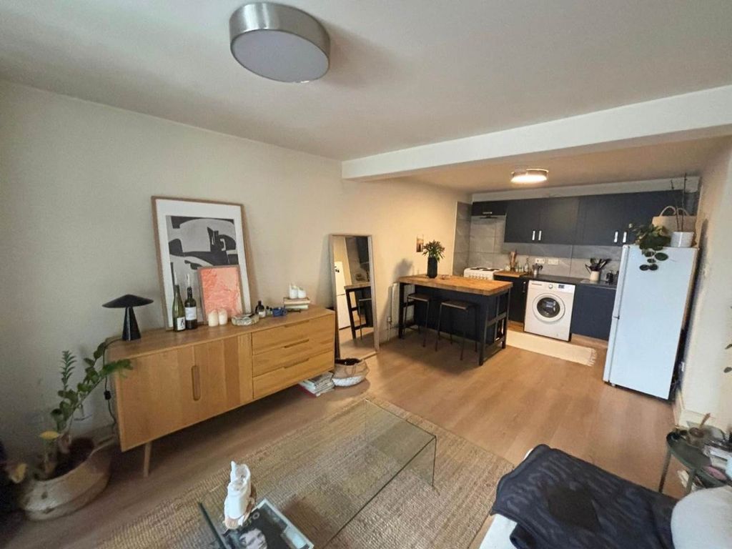 Property photo 2 of 8 Photo-2026-04-17-12-31-53 (2)