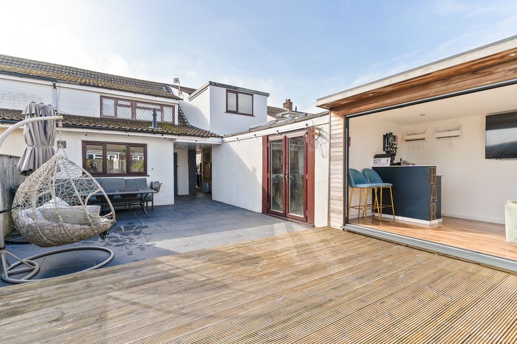 Additional image 5 of 4 bed semi-detached house for saleEastfield Road, Caerleon NP18