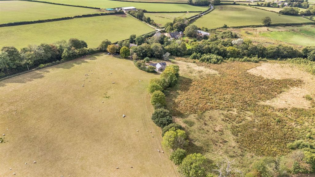 Property photo 3 of 15 5.Jpg