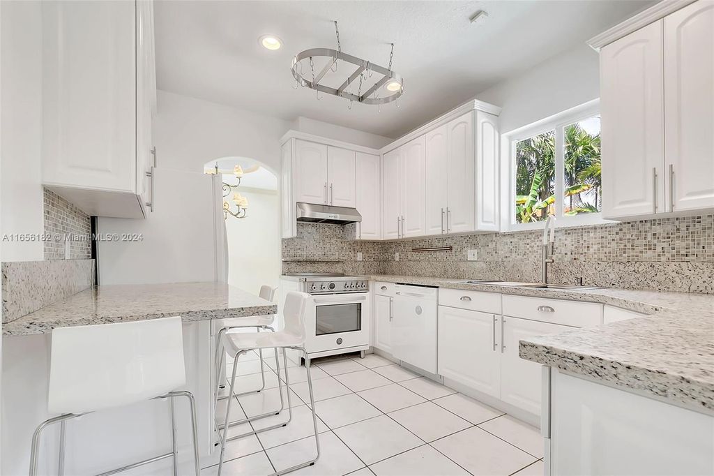 Property photo 3 of 33 <Alttext/>