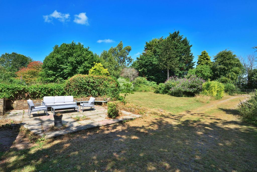 Property photo 2 of 36
