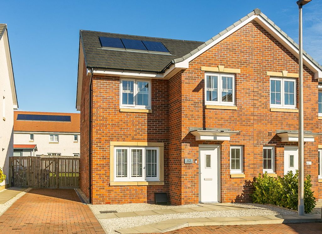 Property photo 1 of 30