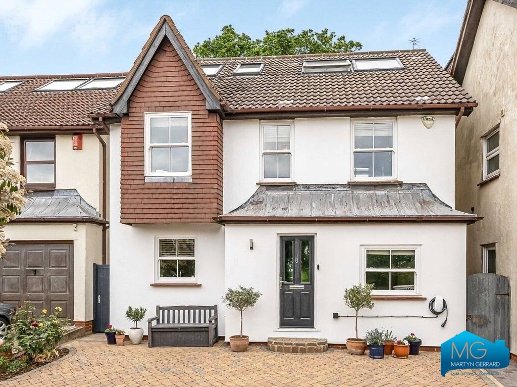 Property photo 1 of 43 Picture No. 69