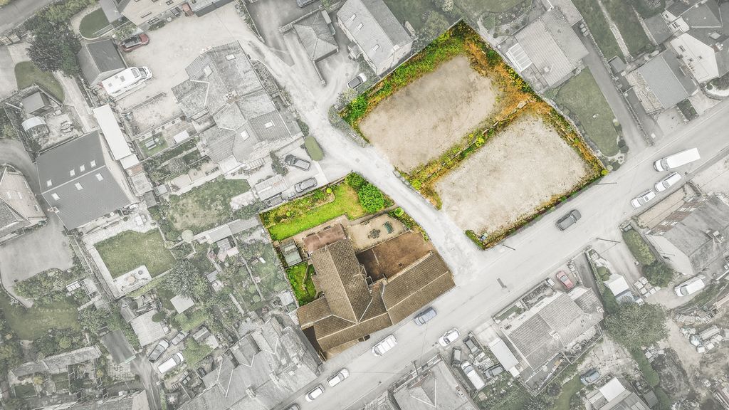 Property photo 3 of 43 Photo 9