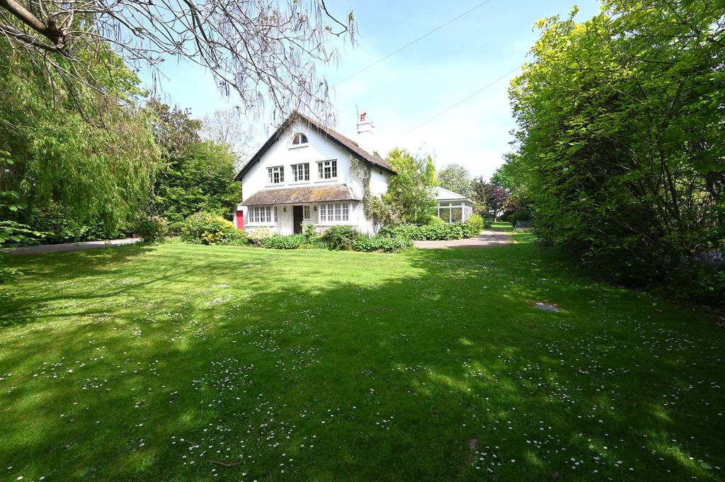 Property photo 1 of 3 Front