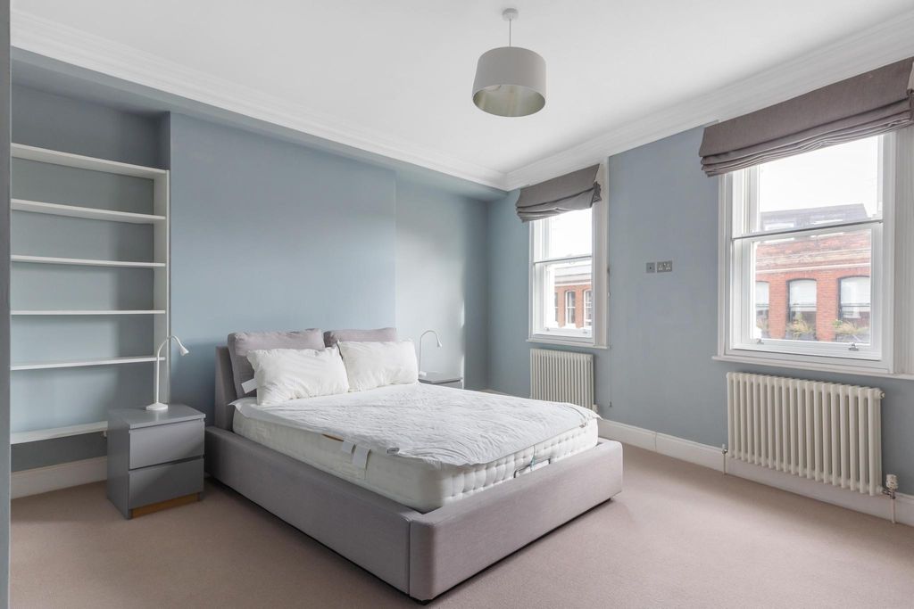 Property photo 1 of 17 Image