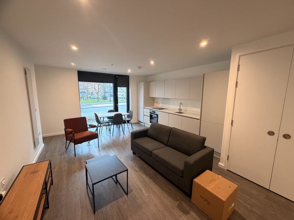 Property photo 2 of 12