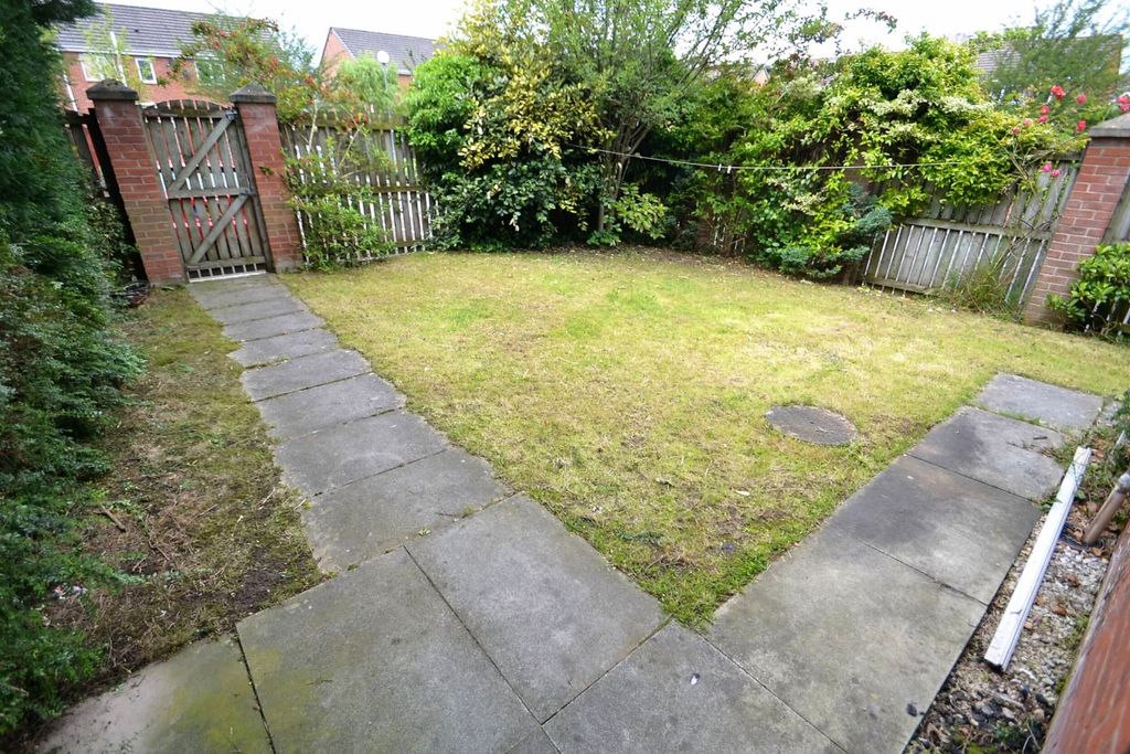 Property photo 3 of 9 Gallery