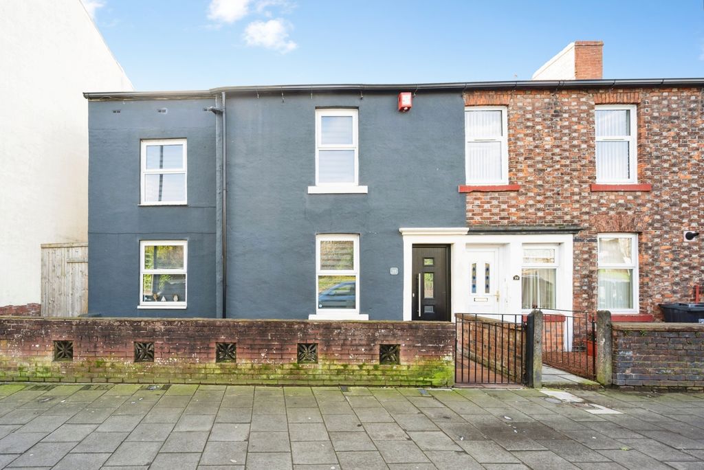 Property photo 1 of 13 External