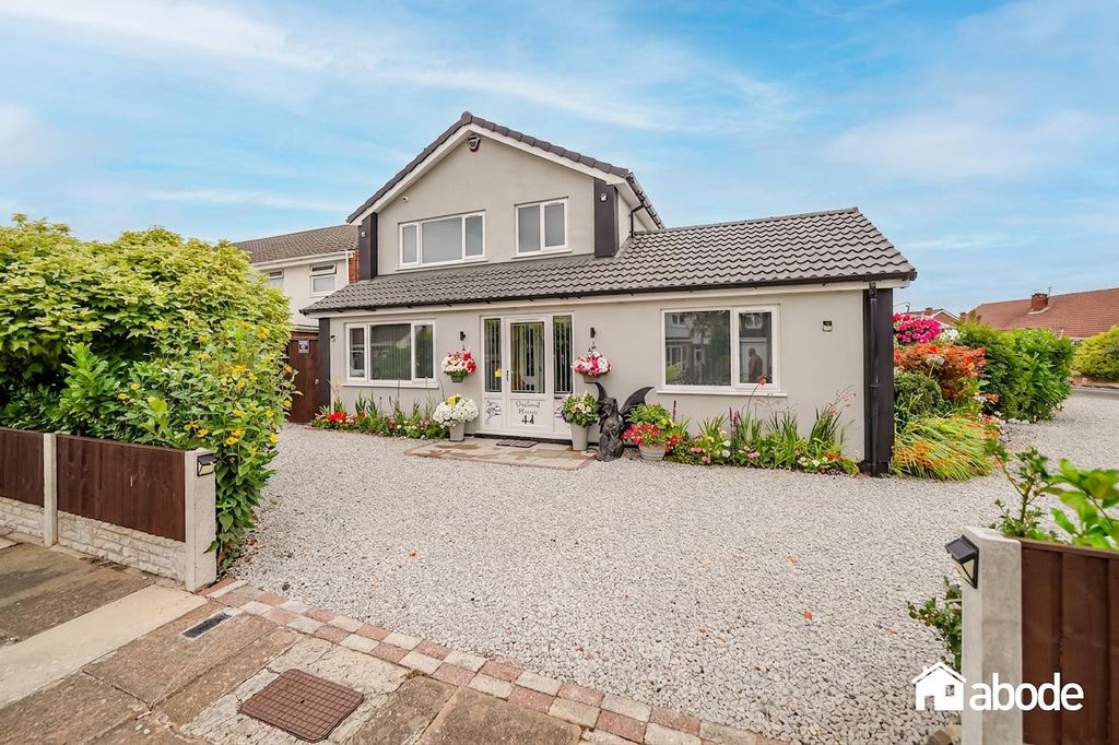 Property photo 2 of 56