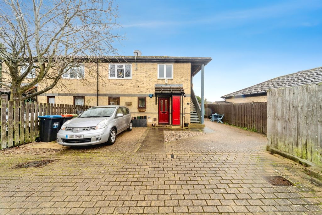 Property photo 1 of 14