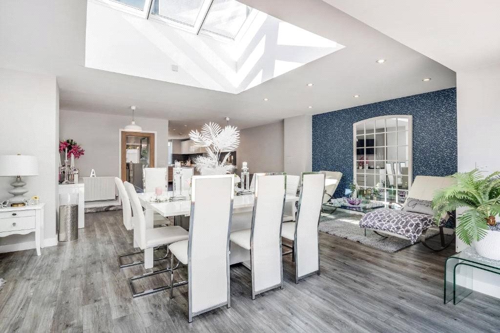 Property photo 1 of 18 Picture No. 11