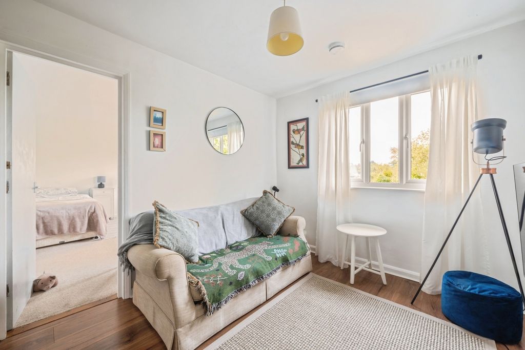 Property photo 2 of 14 Photo