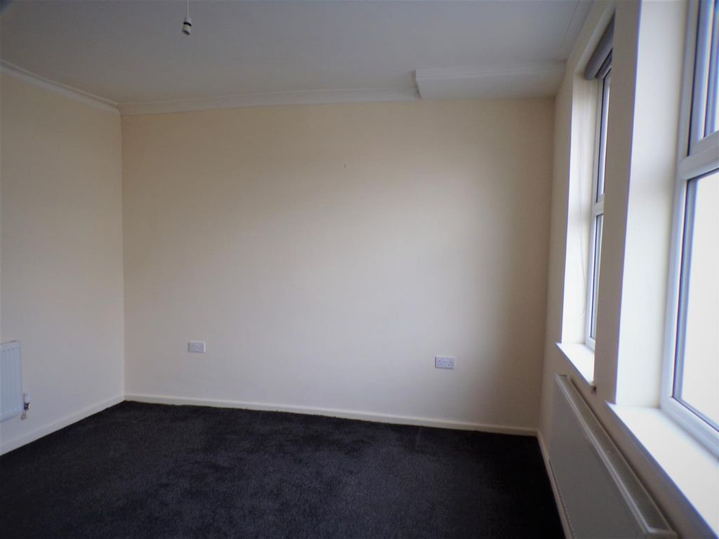 Property photo 3 of 11 Reception Room