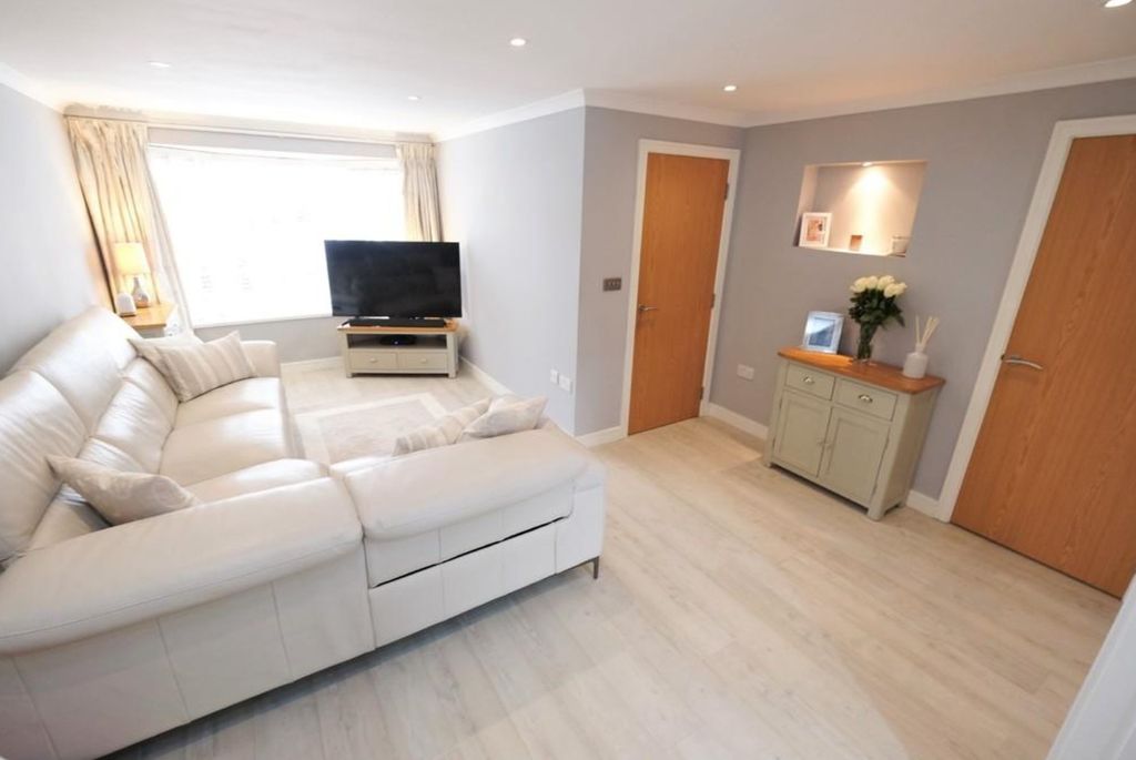 Property photo 2 of 2