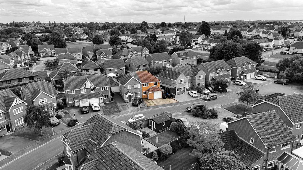 Property photo 2 of 19