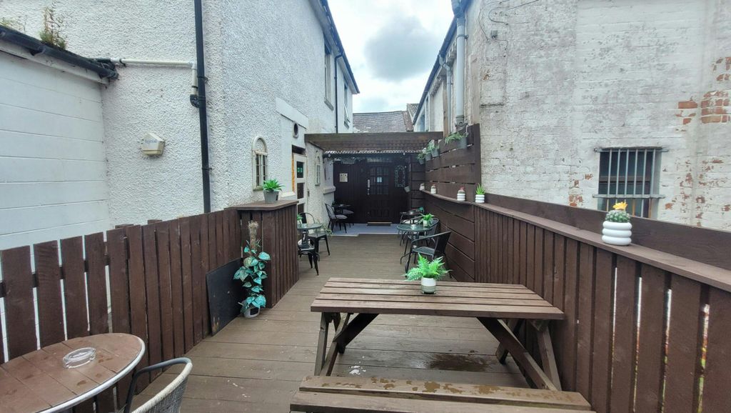 Property photo 2 of 12 Image 2