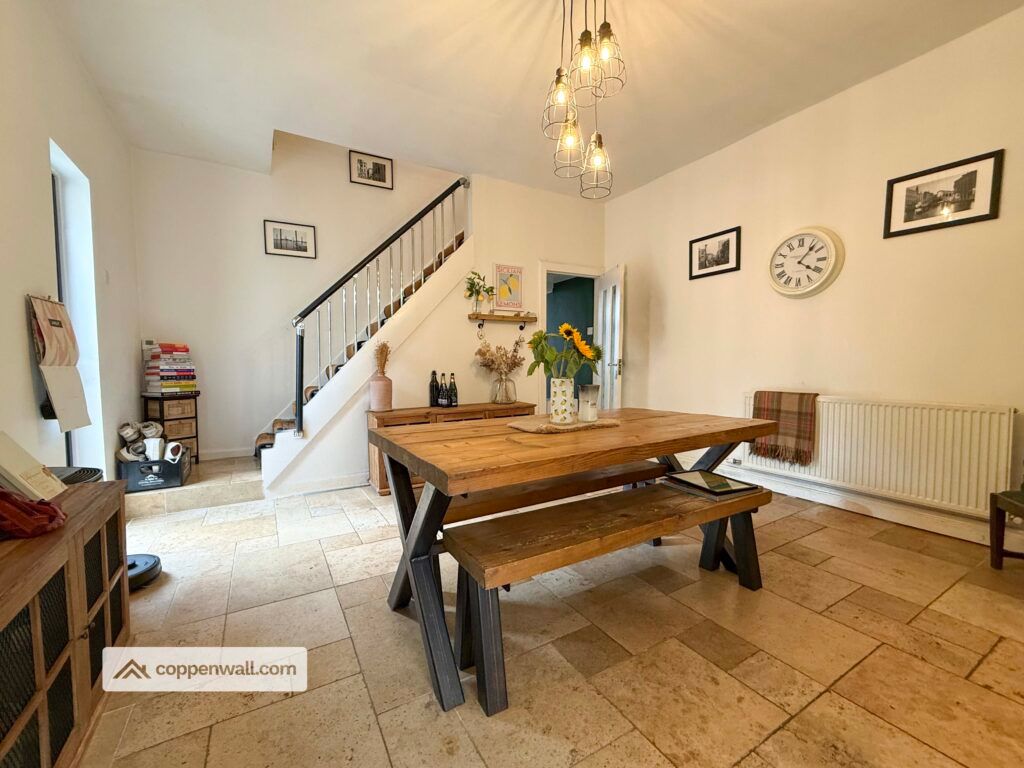 Property photo 2 of 29