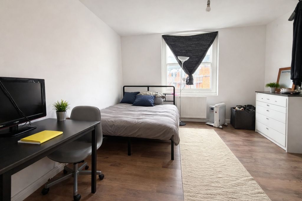 Property photo 1 of 3 Photo 2