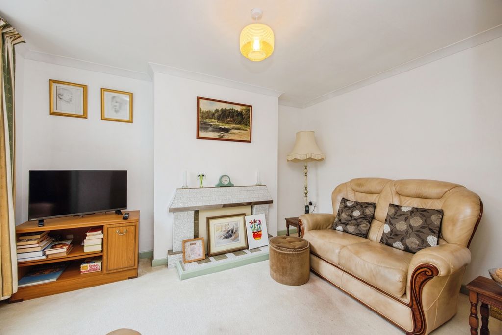 Property photo 3 of 20 Pbox-Img.Jpg