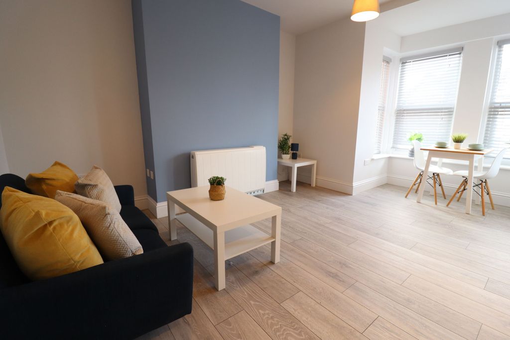 Property photo 3 of 22