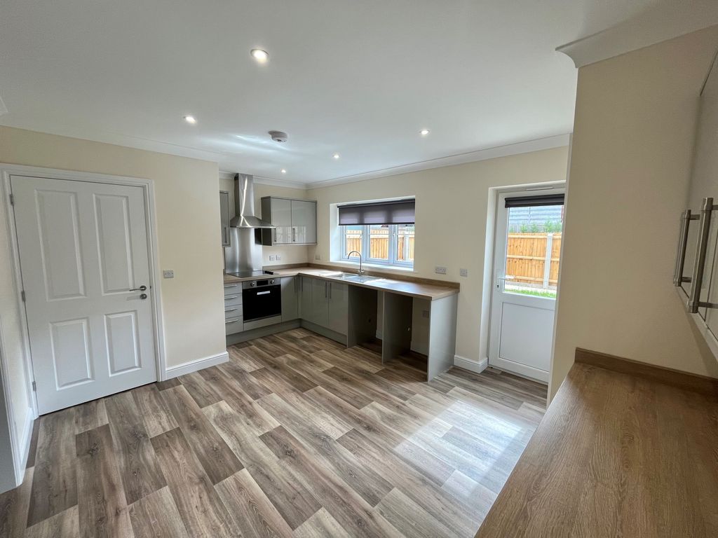 Property photo 2 of 13 View