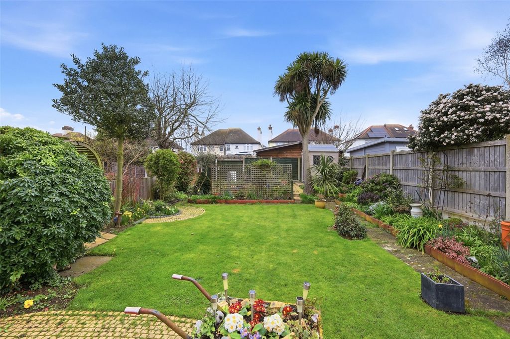 Property photo 3 of 24 Picture No. 52