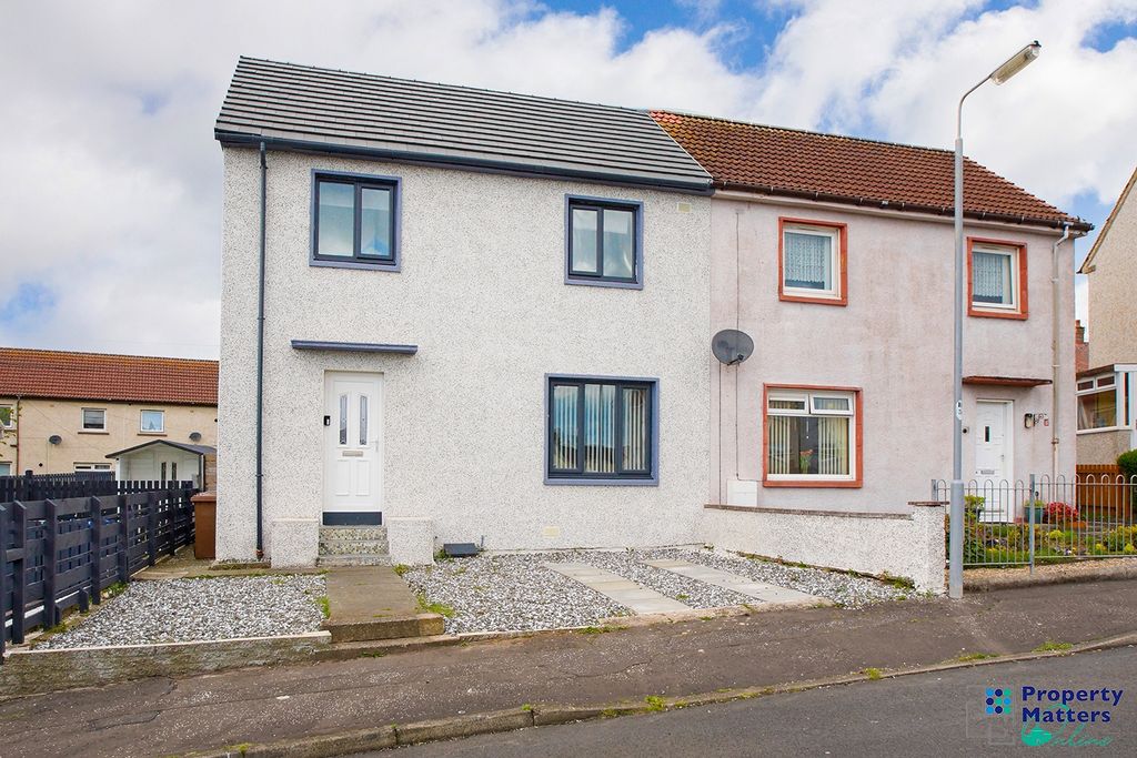 Property photo 1 of 20 3 Bedroom Semi Detached Villa
