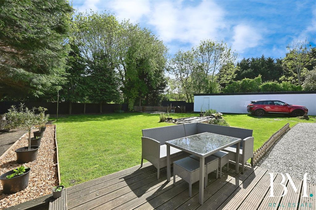 Property photo 3 of 29 T4.Jpg