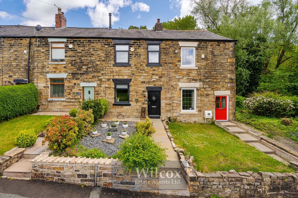 Property photo 1 of 40