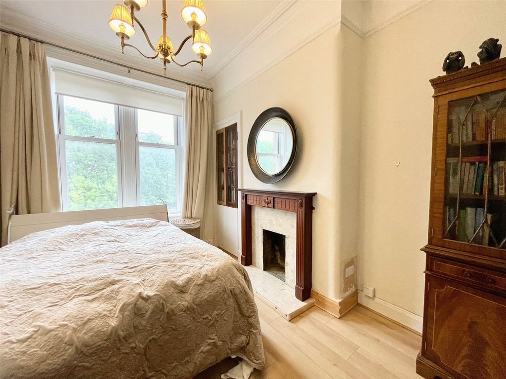 Property photo 3 of 12 Picture No. 01